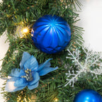 Illuminated Winter Christmas Wreath