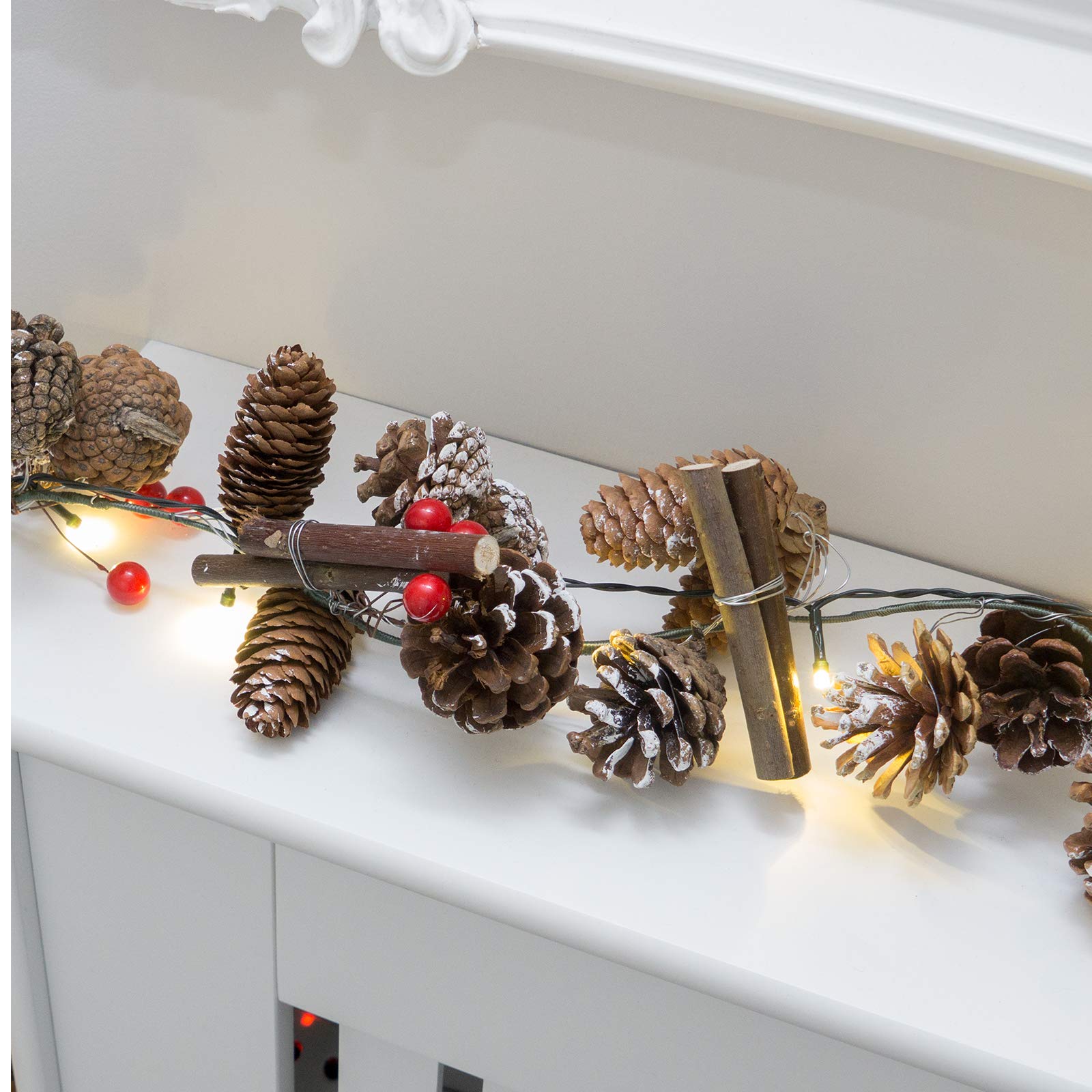 1.5m Pre-Lit Christmas Garland-Christmas Decor-GloBrite-DREIBACH