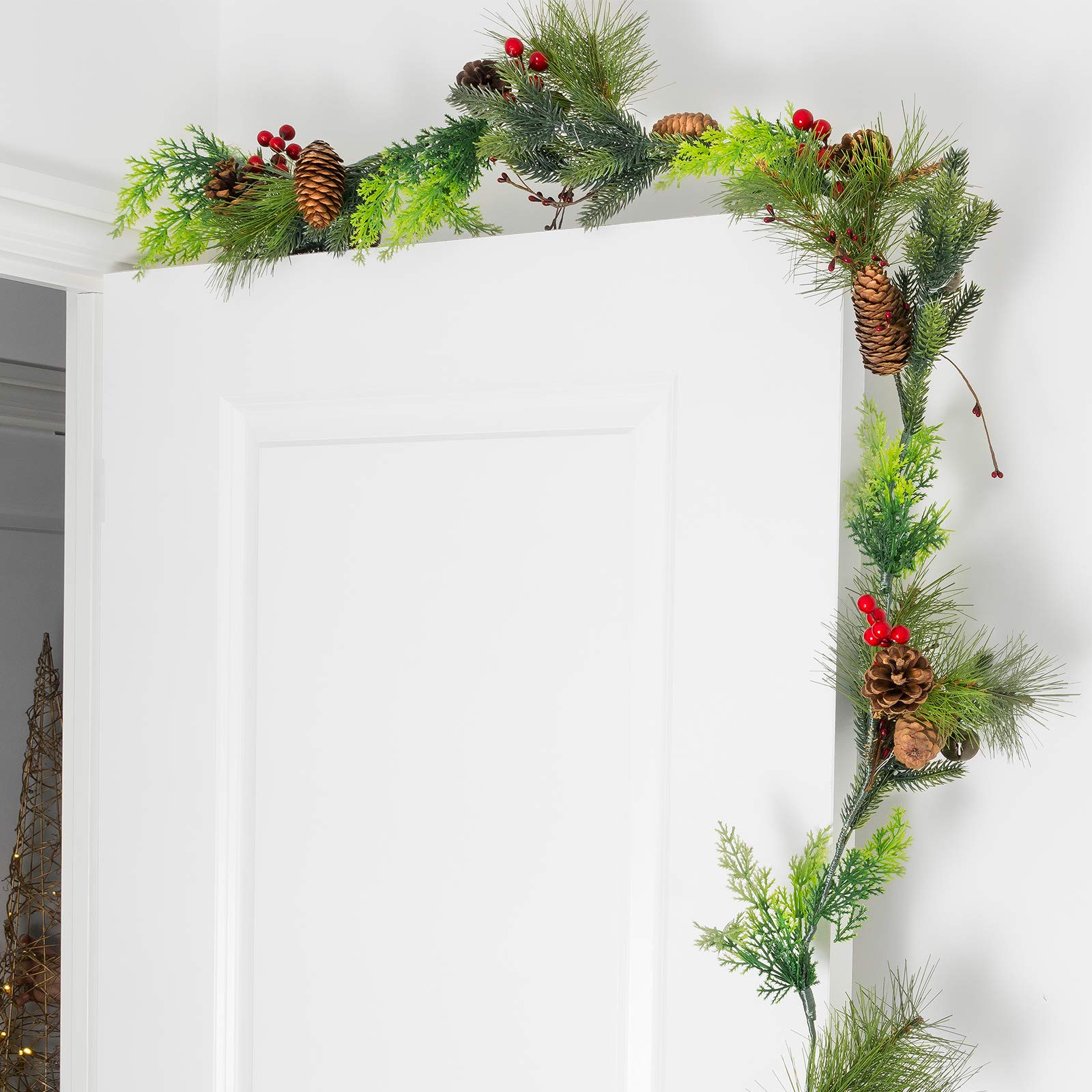 Festive Pine Cone Christmas Garland