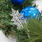 Illuminated Winter Christmas Wreath