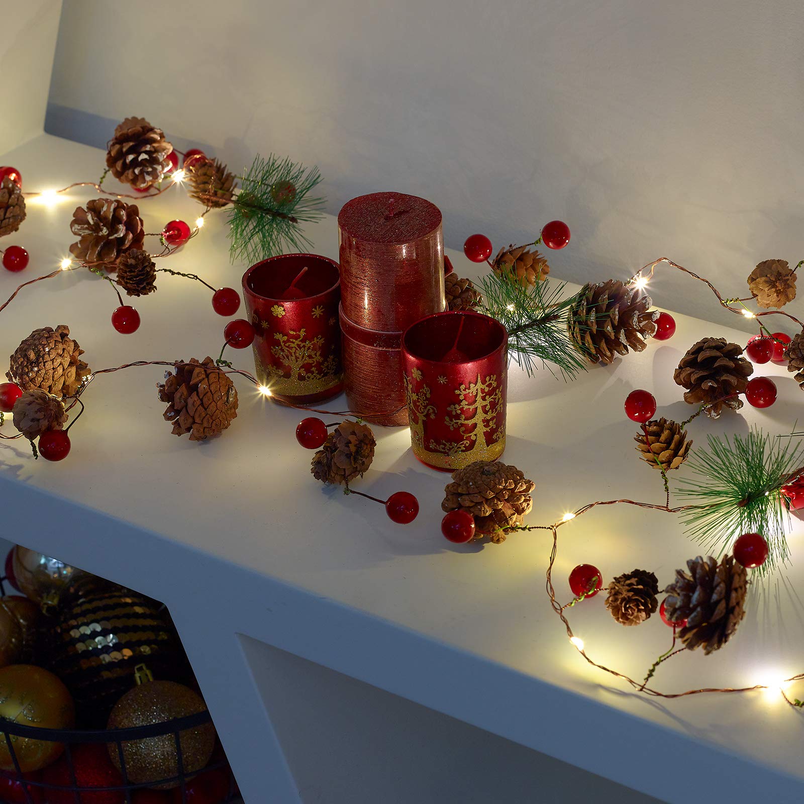 2m Pre-Lit Christmas Garland