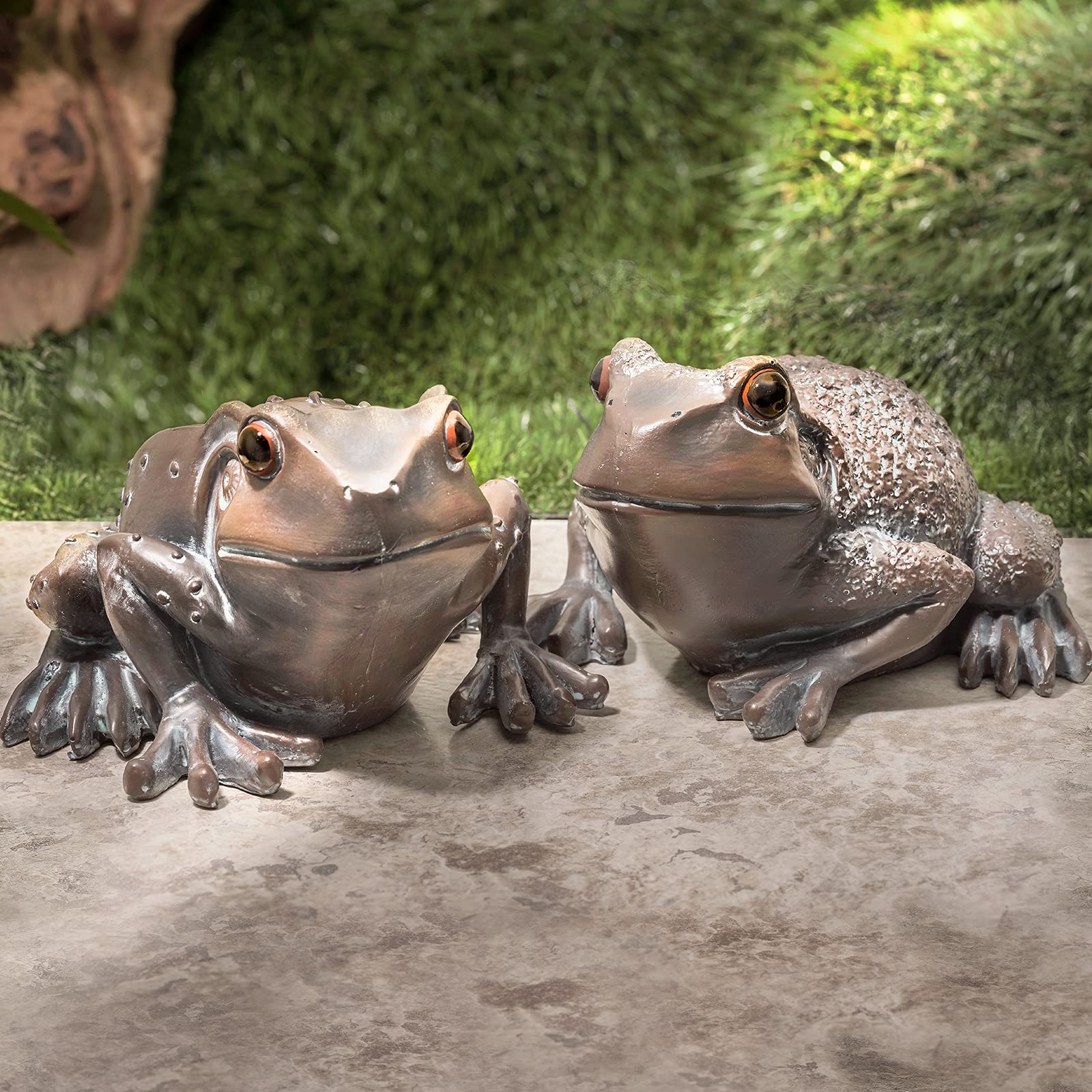 Garden Frog Ornament Set