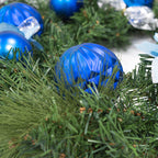 Illuminated Winter Christmas Wreath