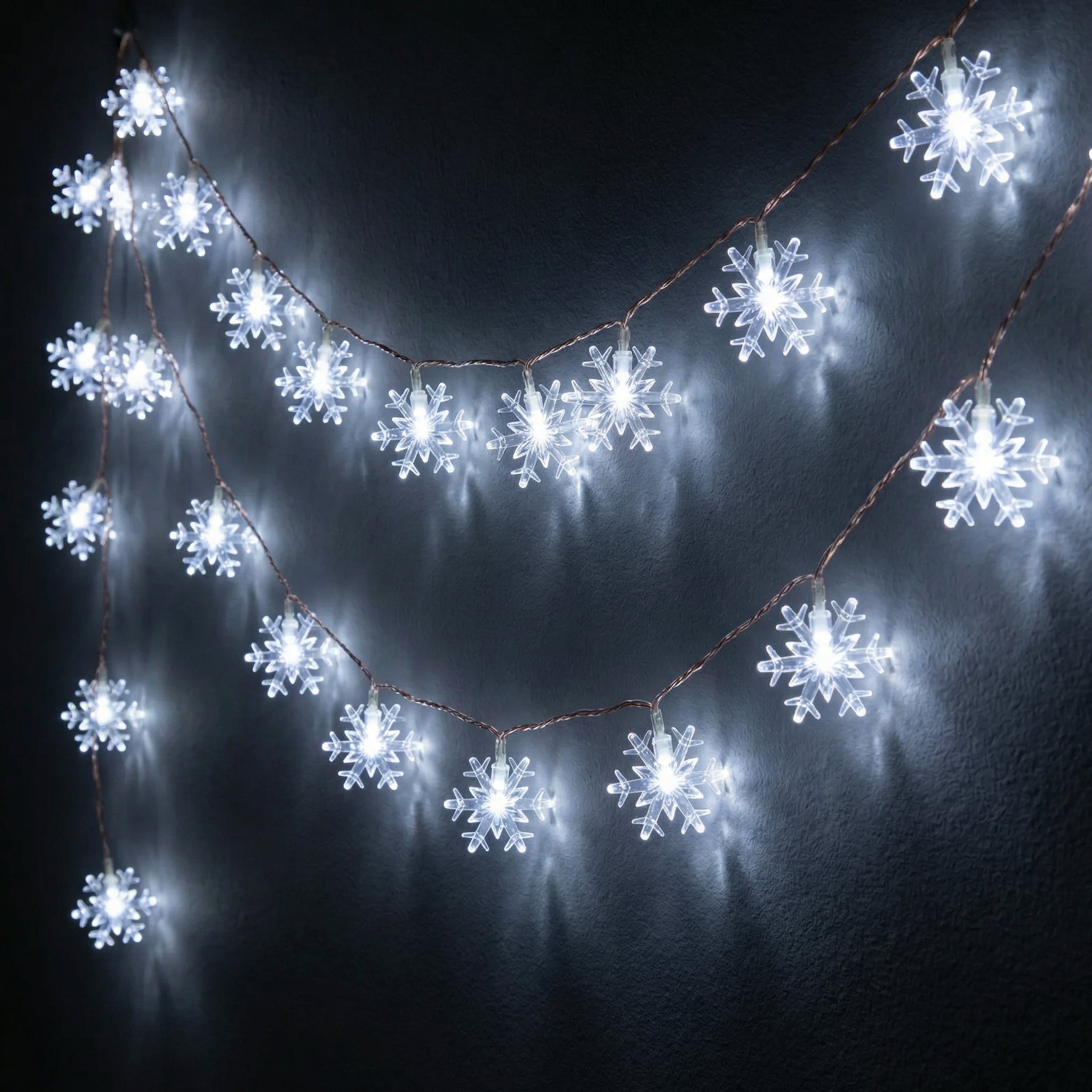 Snowflake Fairy Lights-Christmas Decor-GloBrite-DREIBACH